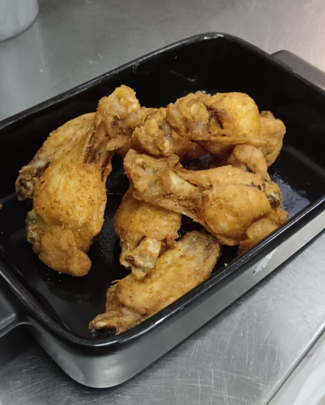 Alette di pollo speziate