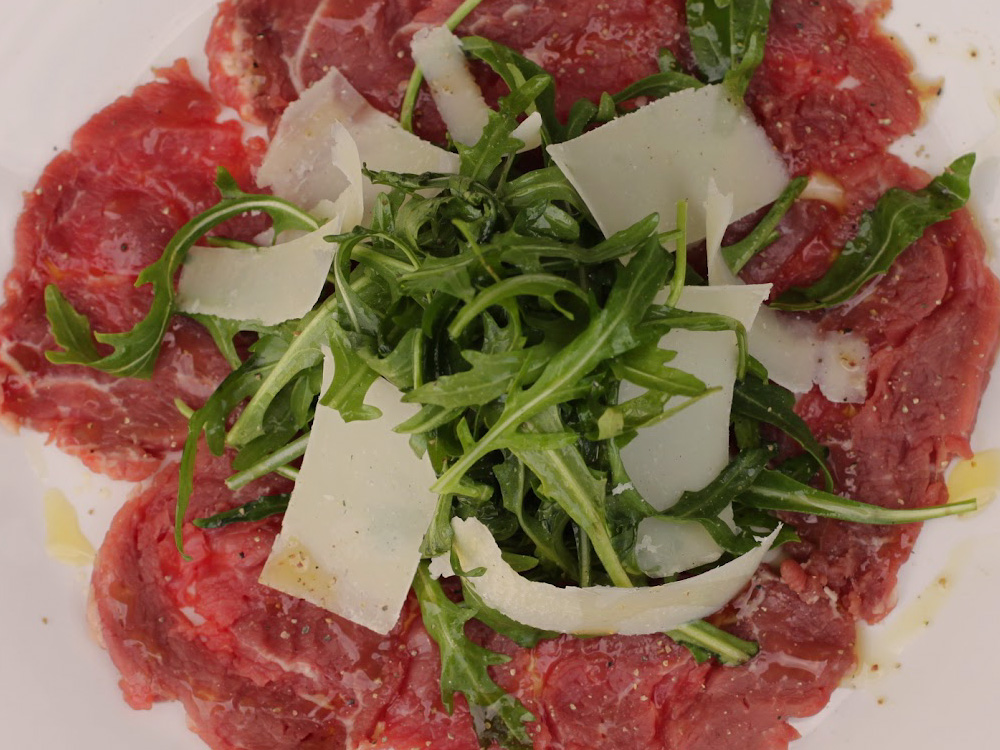 Carpaccio di lacerto aromatizzato